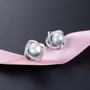 Round Silver Brilliant Cut Simulated Diamond Cubic Zirconia Stud Earrings